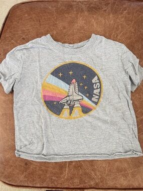 GAP Grey Tee with Retro NASA Rocket Graphic